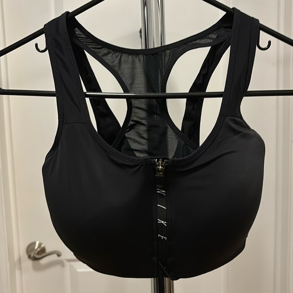 Nike Other - Nike front zip sports bra